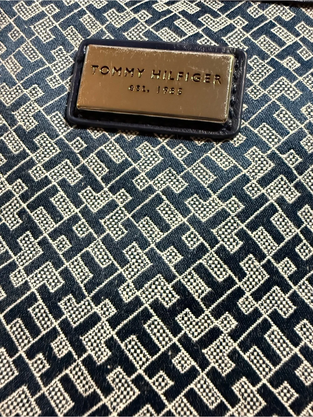Tommy Hilfiger Crossbody Bag in Navy and White
